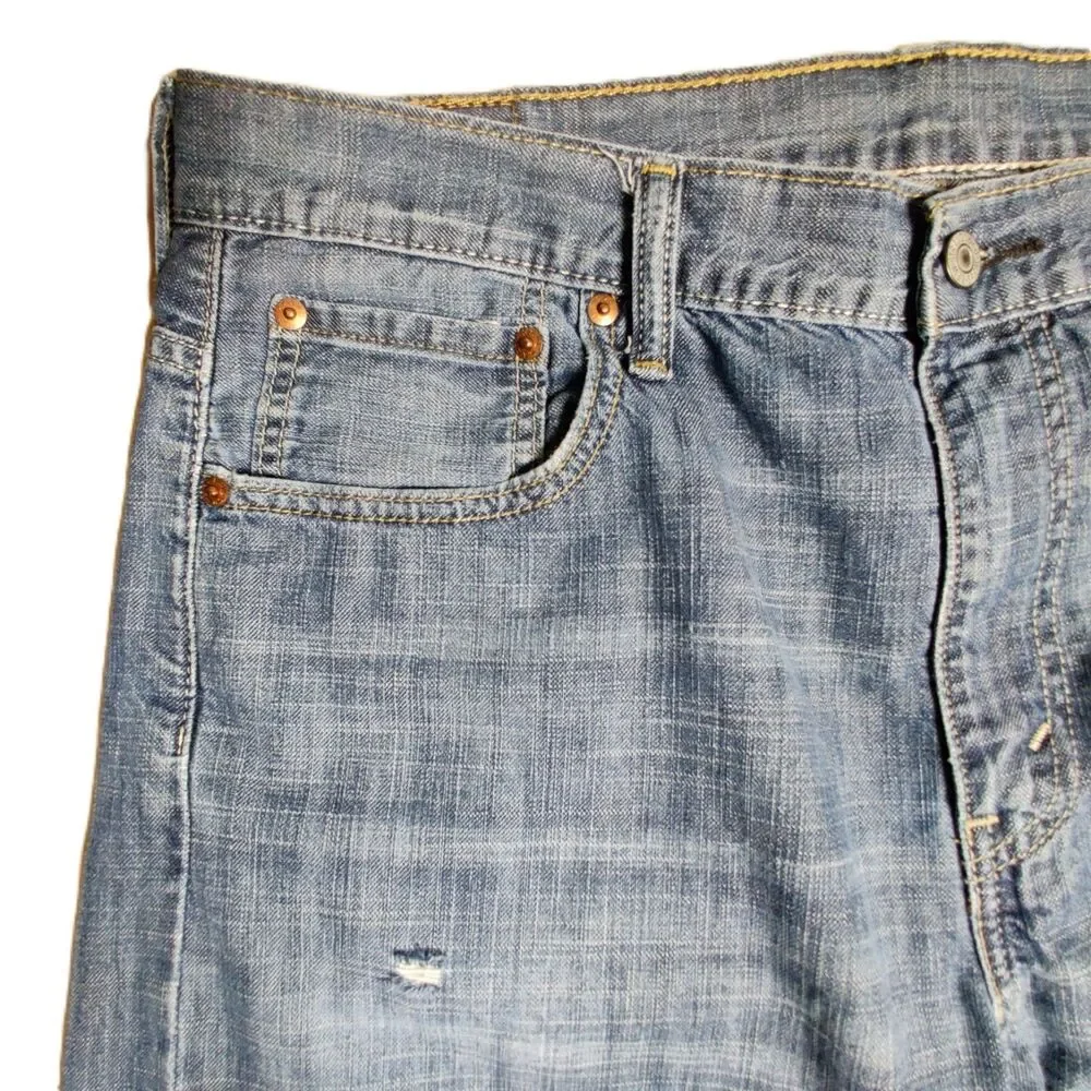 Levi’s 569 Loose Straight Jeans W34 L32 Light Wash Distressed Denim